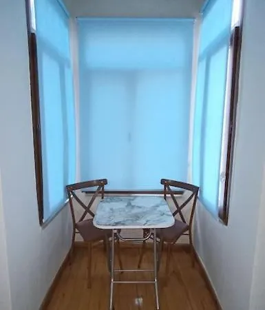 Beyoglu'nda Stuedyo Apartamento *